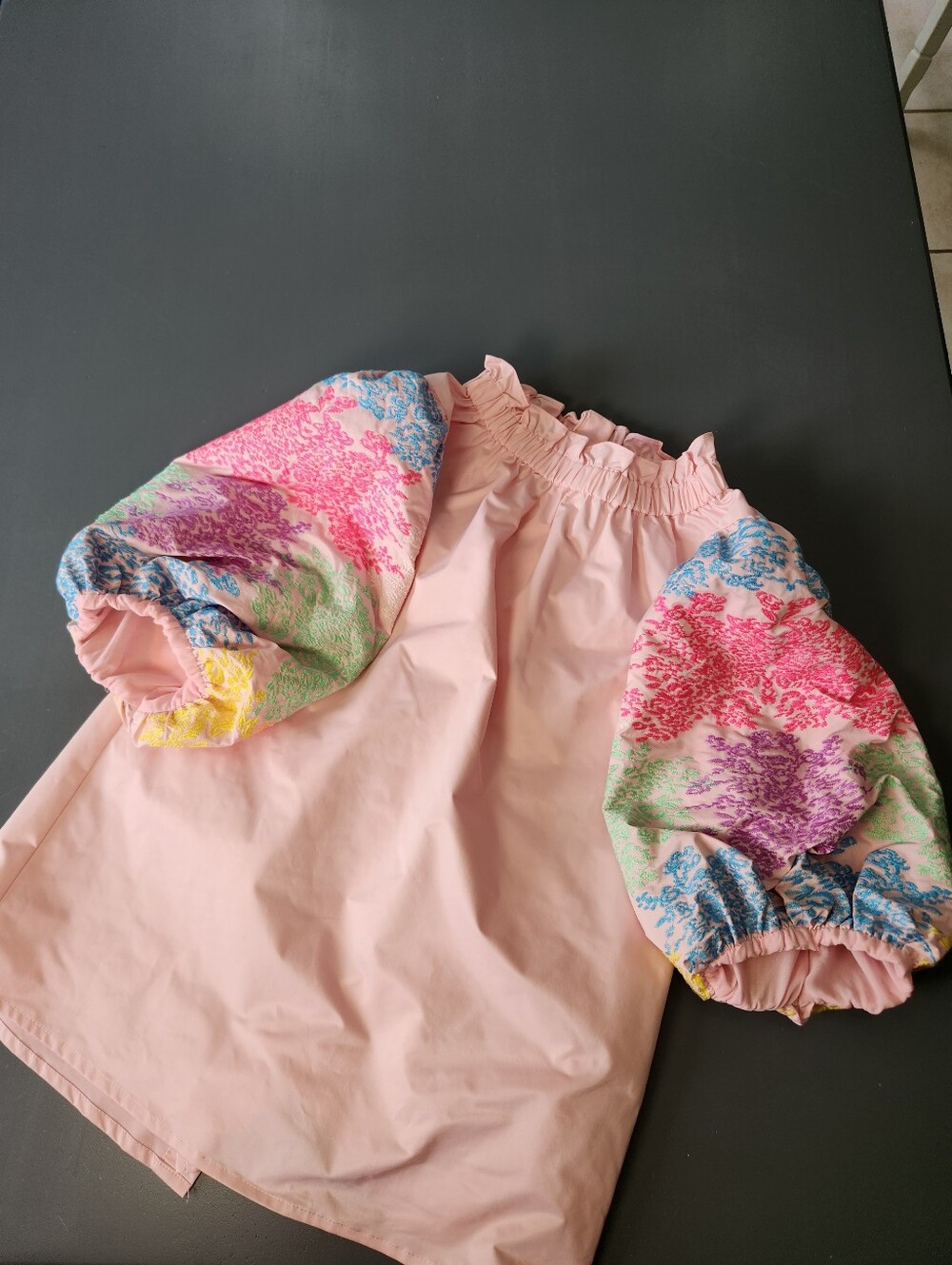 THML Pink Embroidered Puff Sleeve Button Back Blouse Large Ruffled Neck Festival